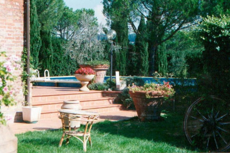 Villa con piscina 10 posti letto  Piscina2.jpg