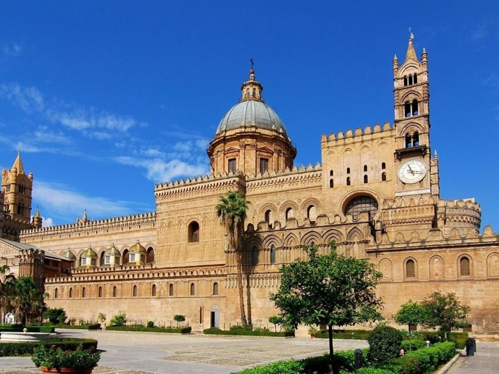 Palermo ti conquista Cattedrale-di-palermo.jpg